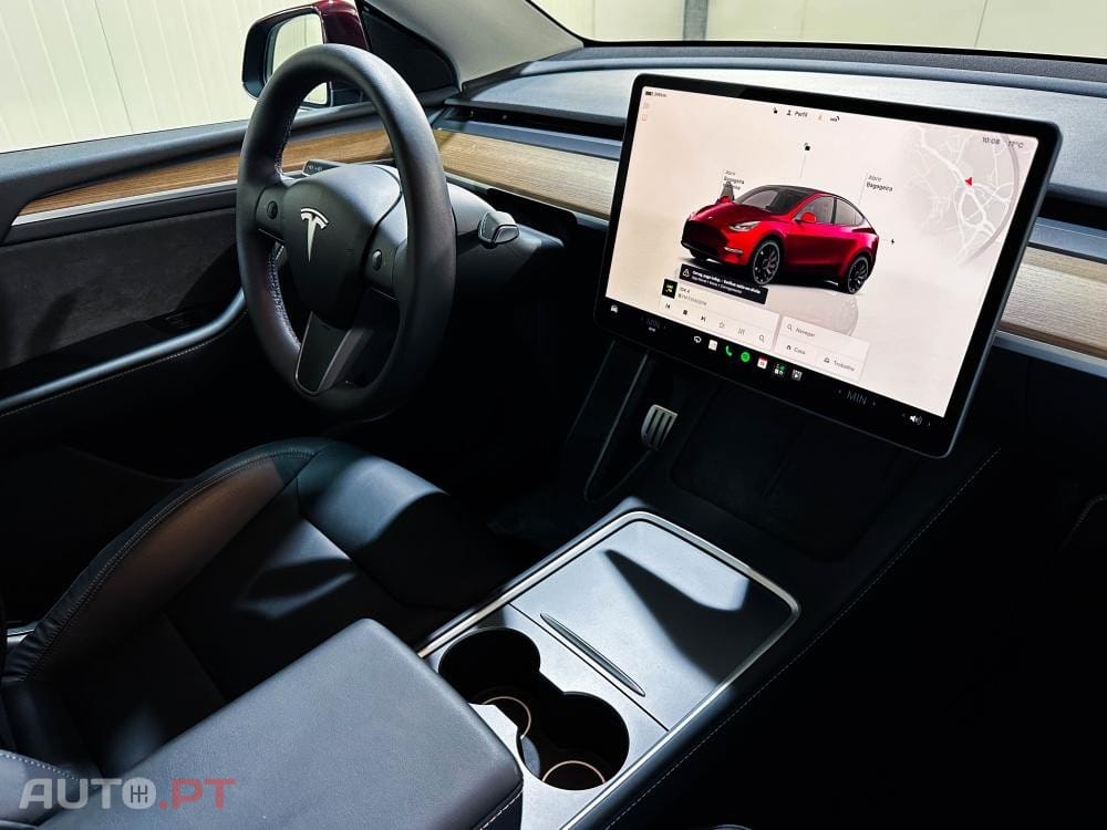 Tesla Model Y Performance Dual Motor AWD