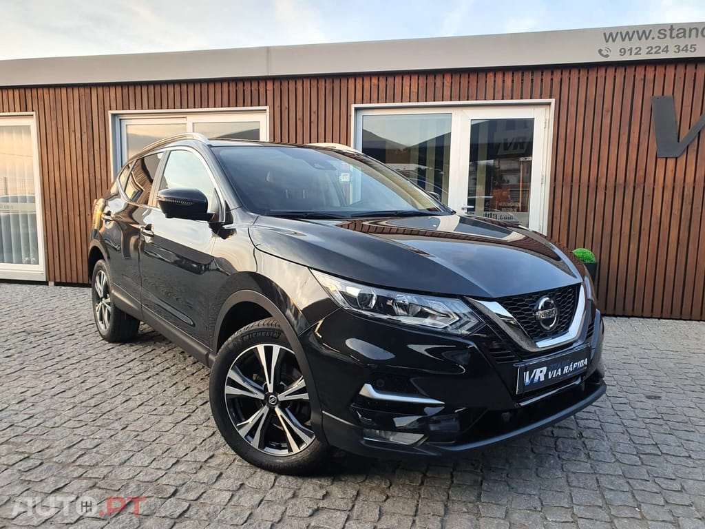 Nissan Qashqai 1.3 DIG-T N-Connecta J18