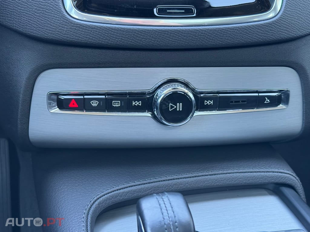 Volvo XC90 2.0 T8 PHEV Inscription Expression AWD