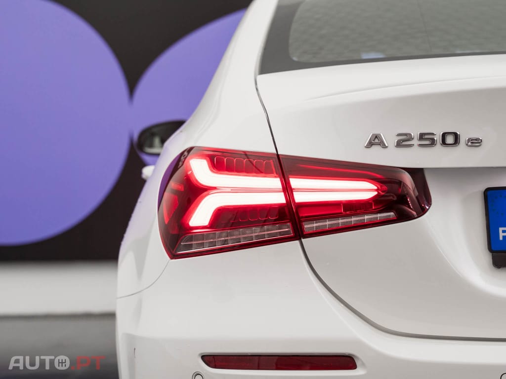 Mercedes-Benz A 250 e Style Plus