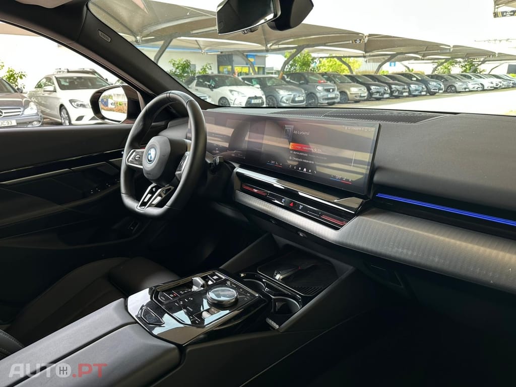 BMW 530 e Pack Desportivo M