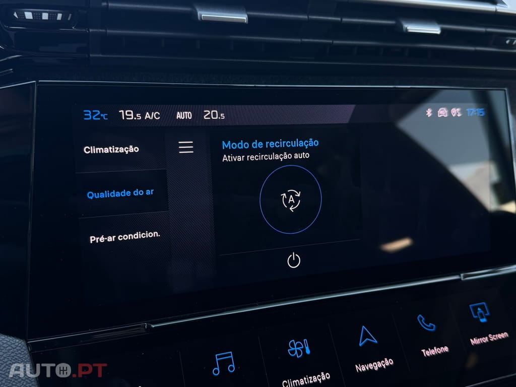 Peugeot 408 1.6 Hybrid Allure e-EAT8