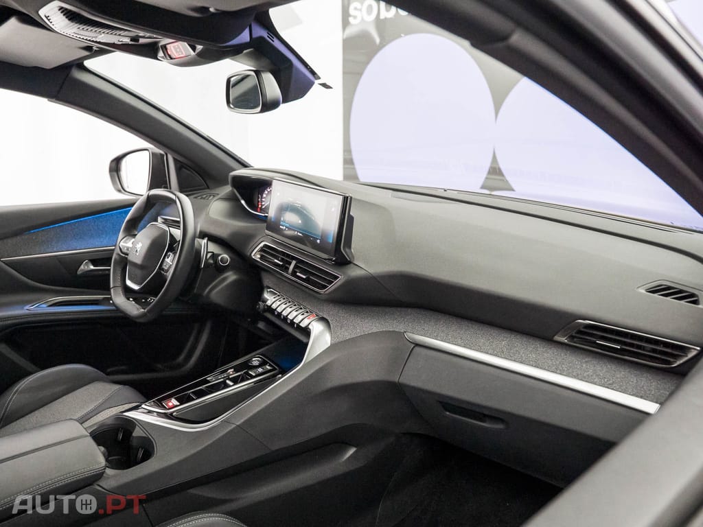 Peugeot 3008 1.2 PureTech Allure Pack EAT8