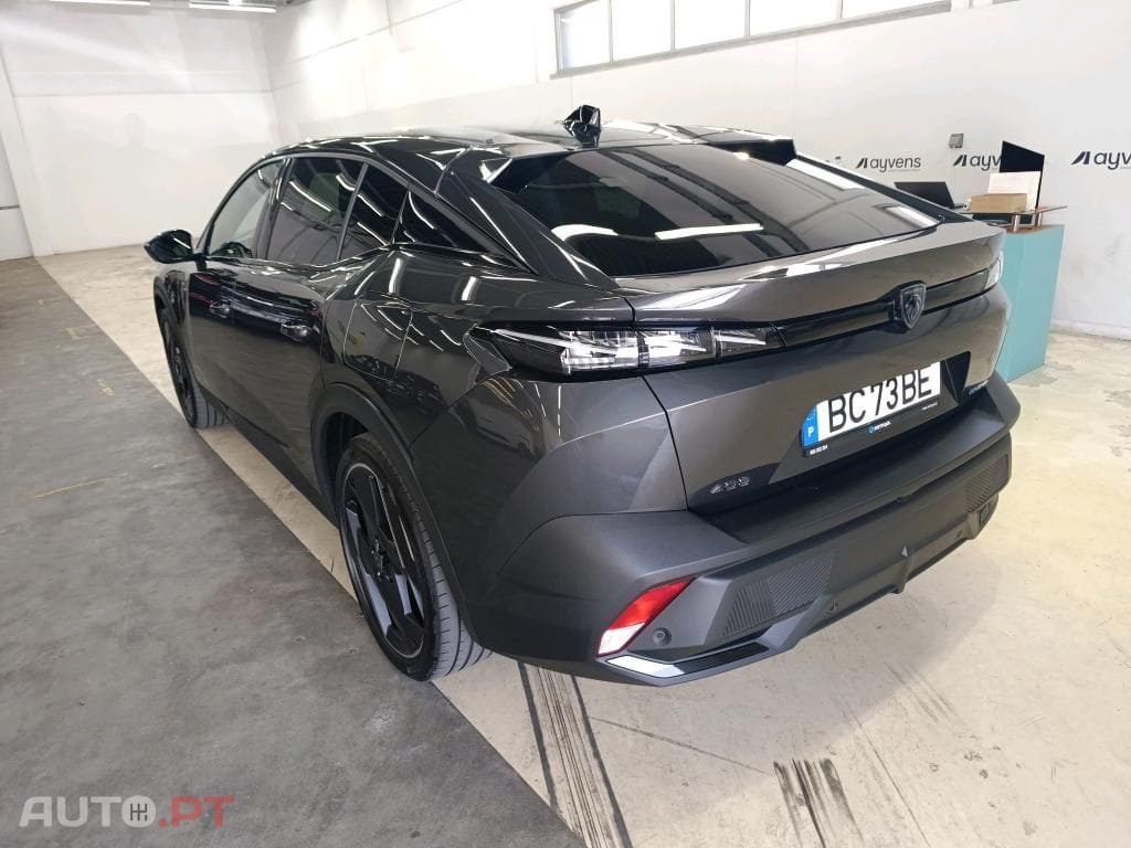 Peugeot 408 1.6 Hybrid GT e-EAT8