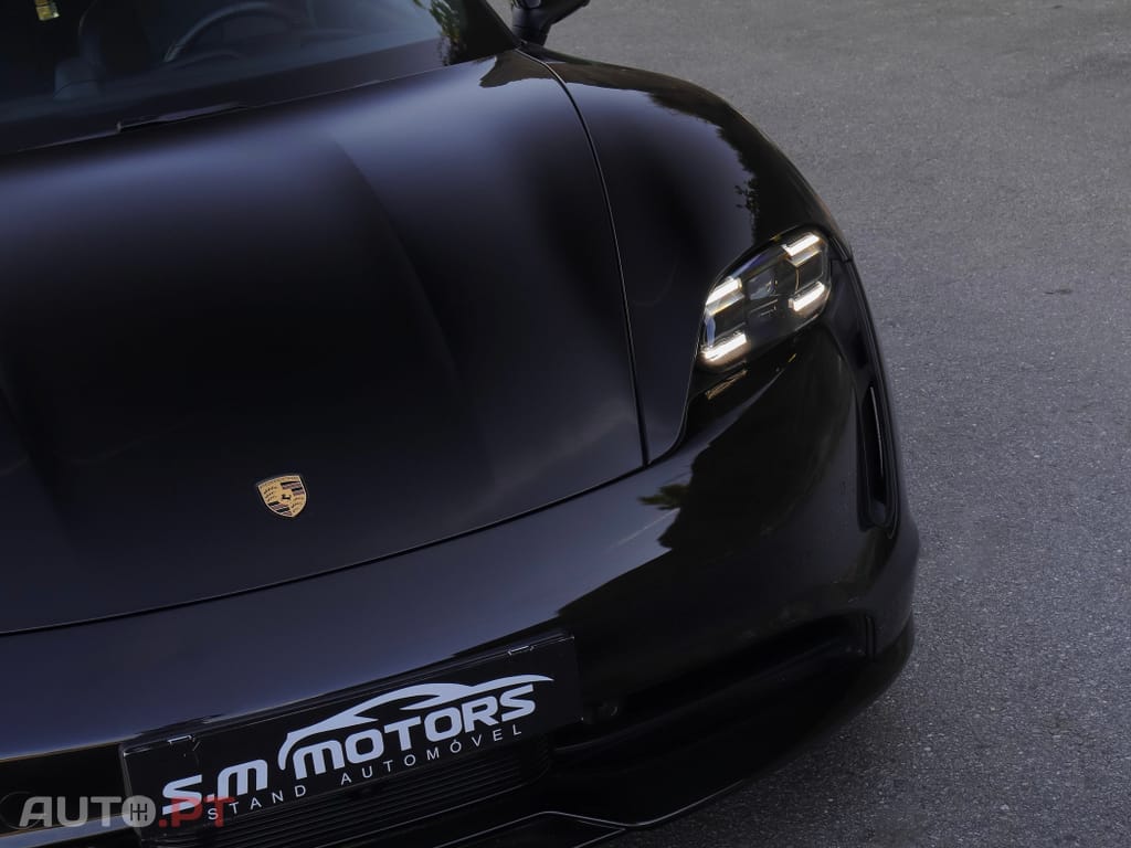 Porsche Taycan 4S bateria Performance Plus