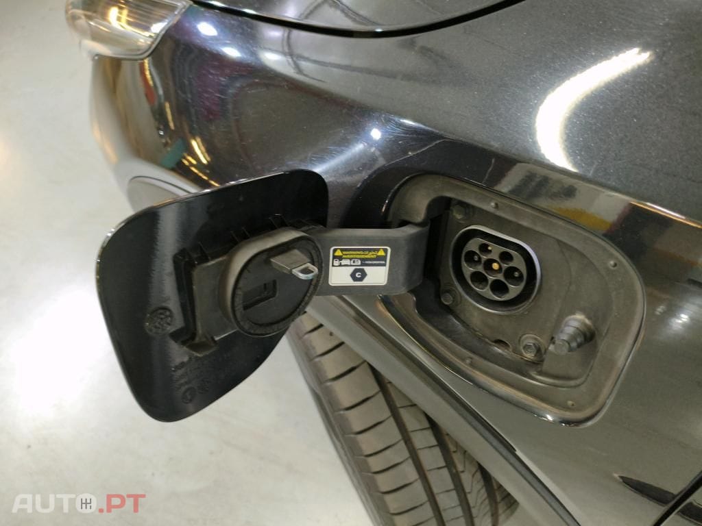 Kia Xceed 1.6 GDi PHEV Drive