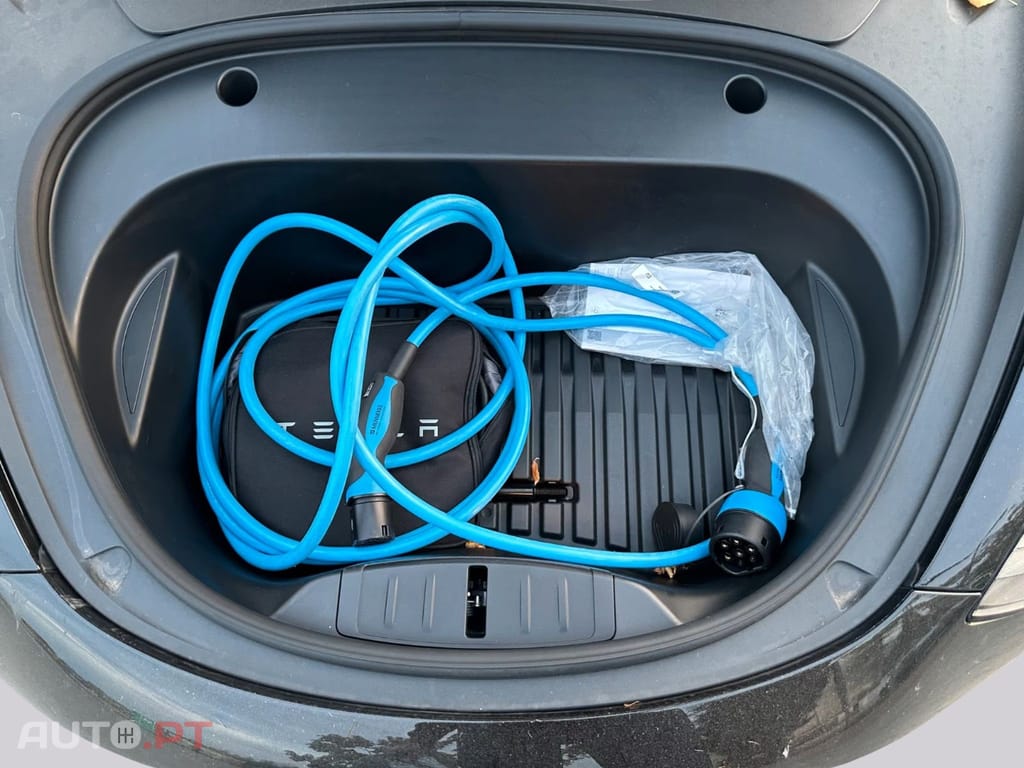 Tesla Model 3 RWD I.V.A DEDUTIVEL