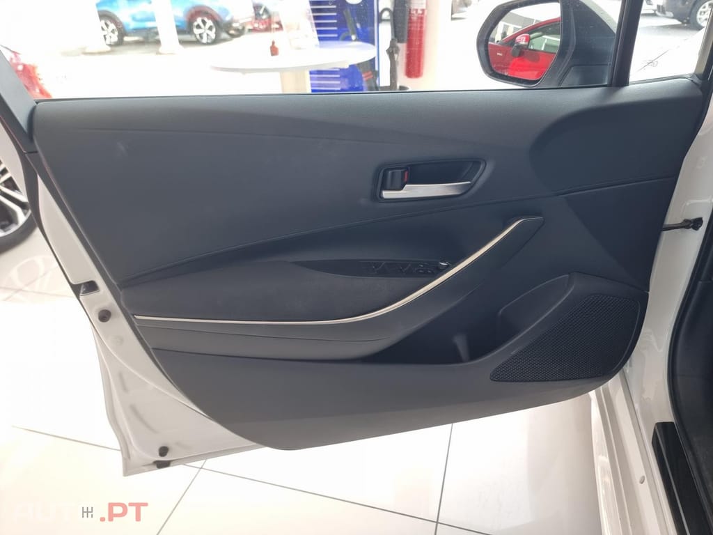 Toyota Corolla 1.8 Hybrid Comfort