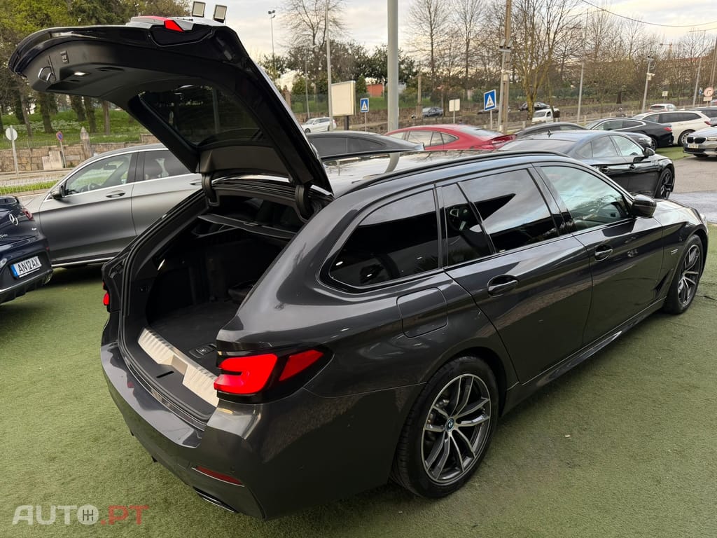 BMW 530 e Pack Desportivo M