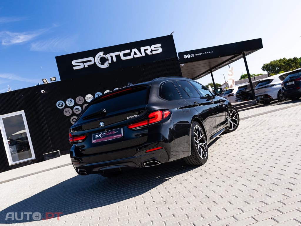 BMW 530 e Pack Desportivo M