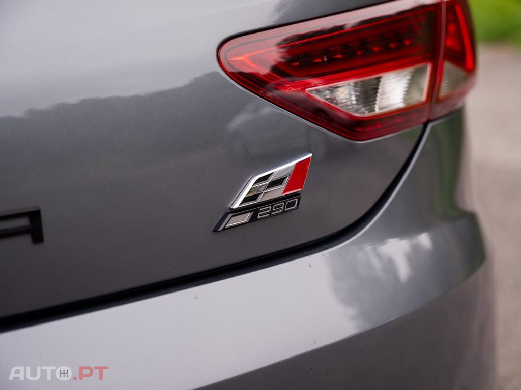 Seat Leon SC 2.0 TSI S&S DSG Cupra 290