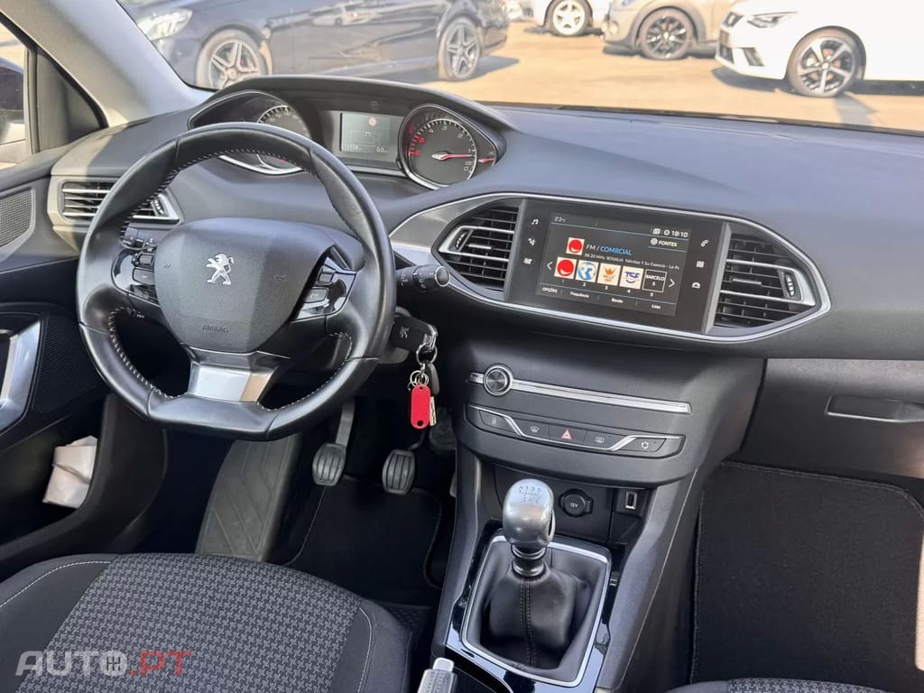 Peugeot 308 SW 1.6 BlueHDi Style