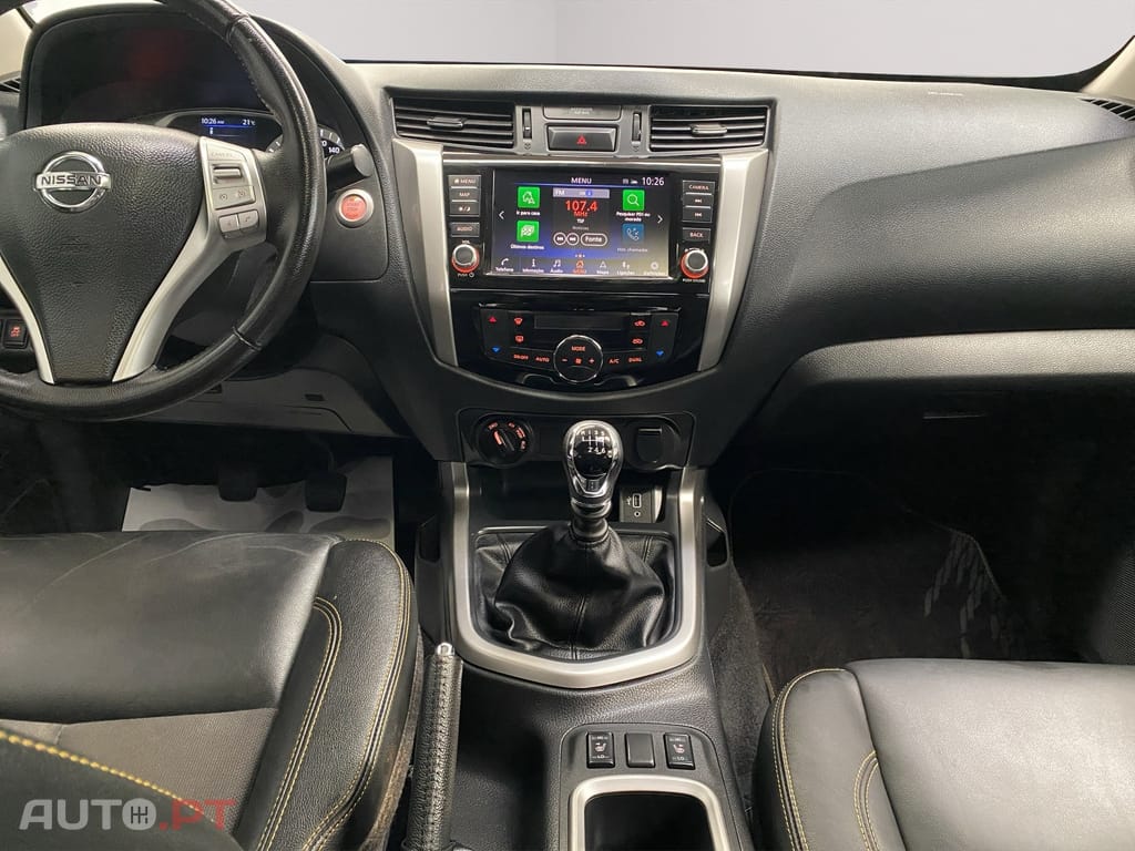 Nissan Navara 2.3 dCi CD 4WD Tekna
