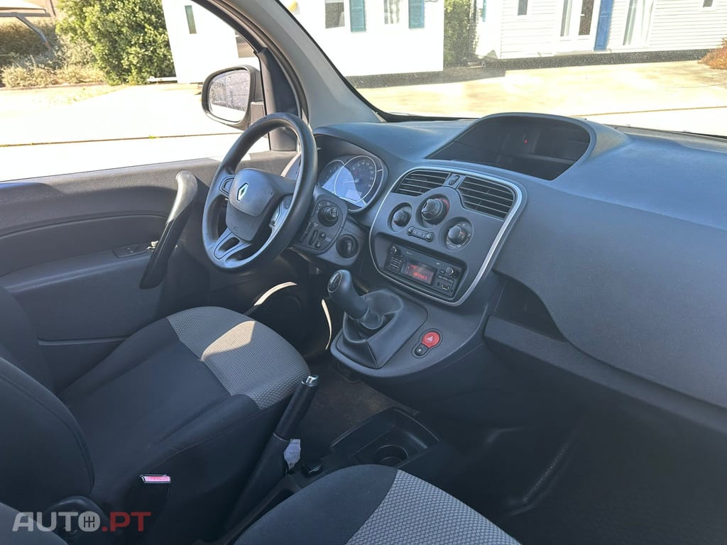 Renault Kangoo Outro