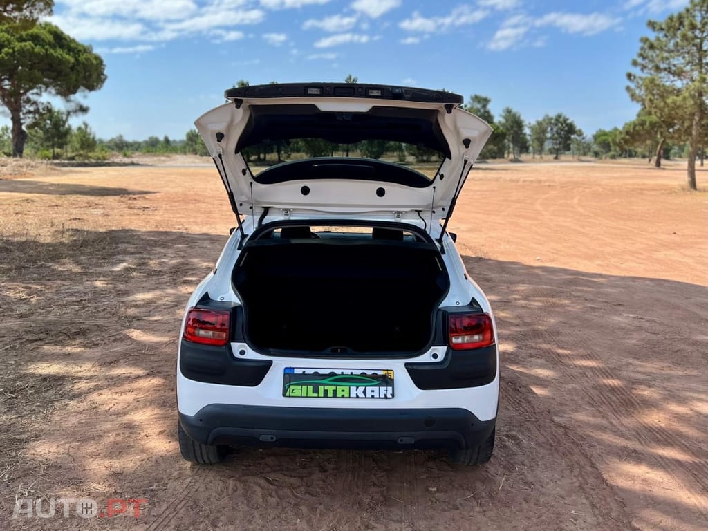 Citroen C4 Cactus 1.2 PureTech Shine