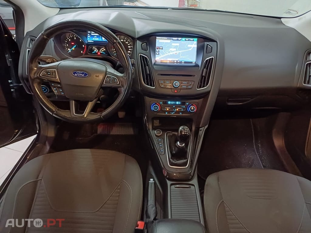 Ford Focus SW 1.5 TDCi EcoBlue Titanium