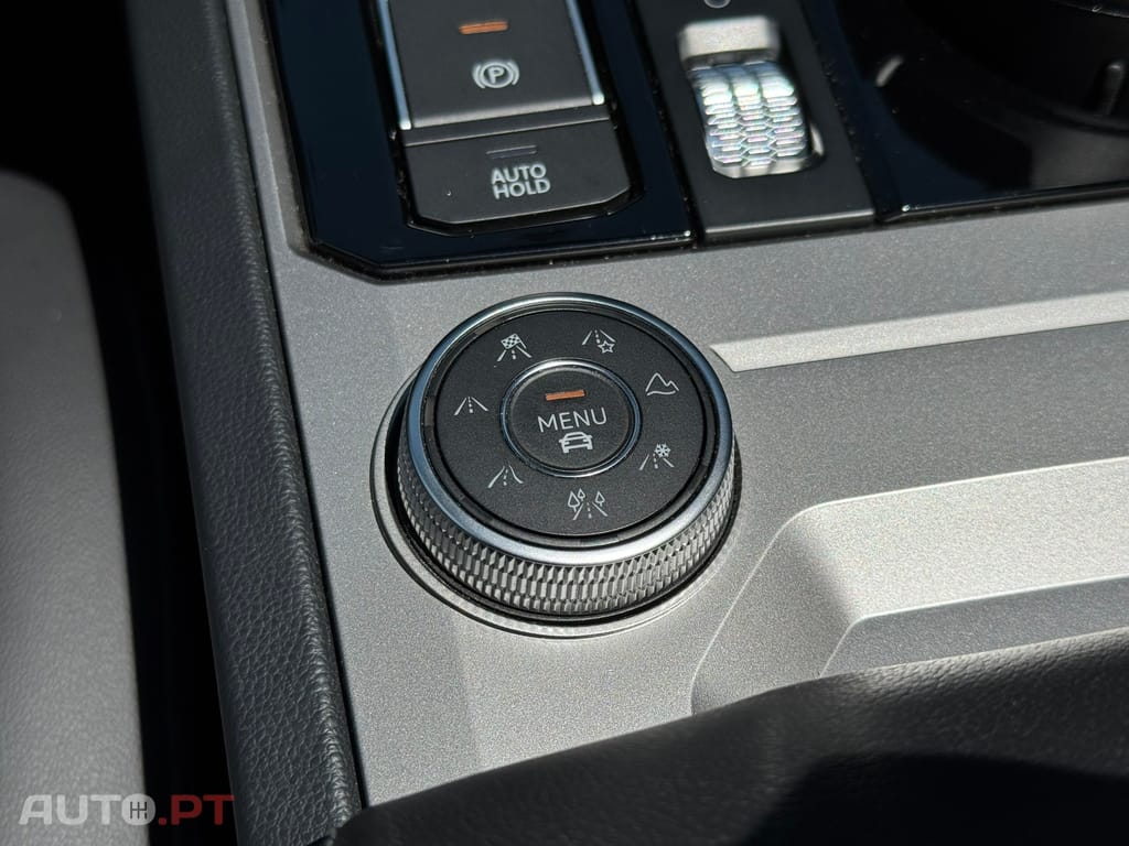 Volkswagen Touareg 3.0 TDI V6 R-Line