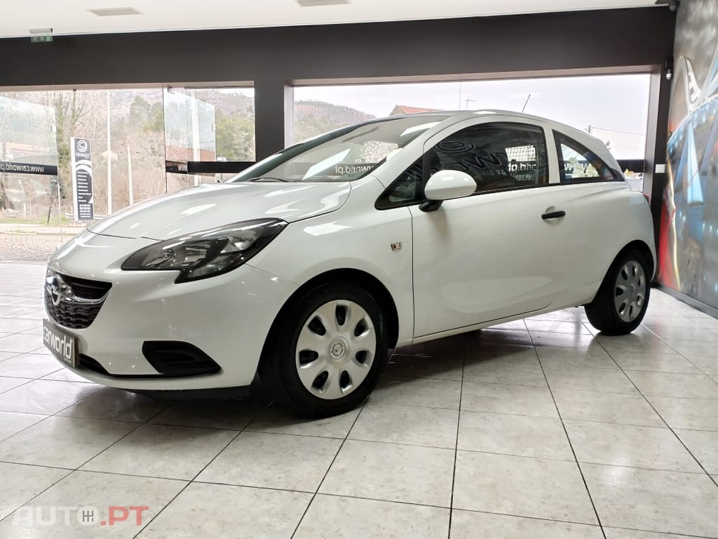 Opel Corsa Outro
