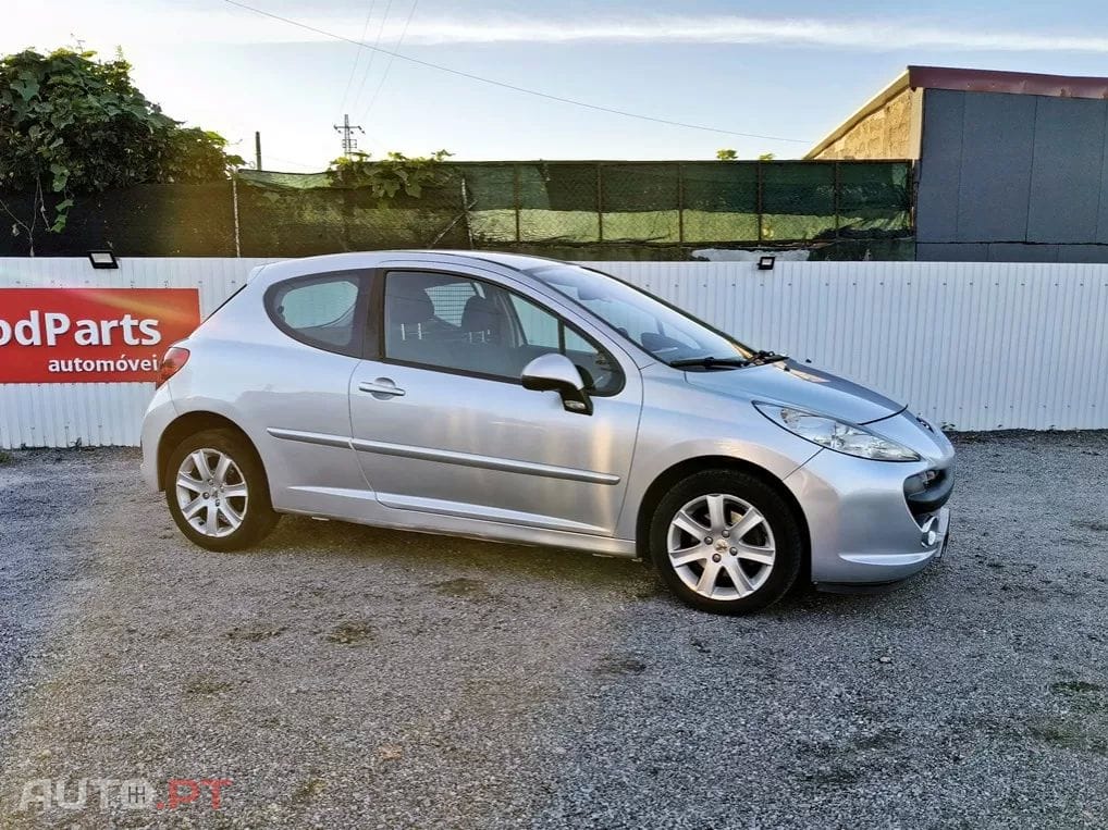Peugeot 207  1.6 HDI SPORT VAN