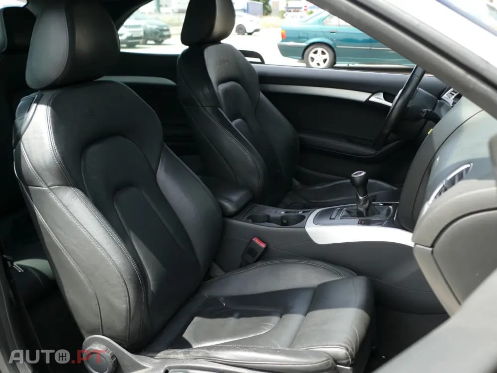 Audi A5 2.0 TDi S-line