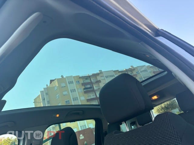 Peugeot 5008 1.6 HDi 7L Allure