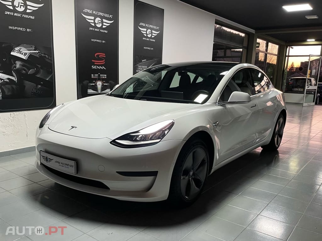 Tesla Model 3 Standard Range Plus RWD