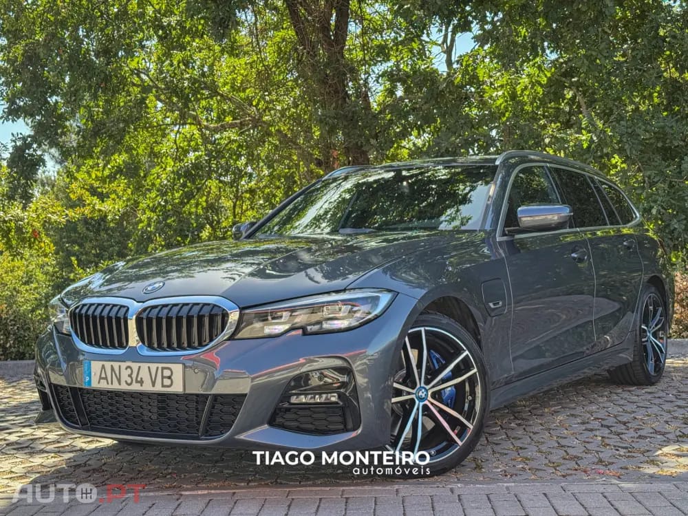 BMW 330 e Pack Desportivo M Auto
