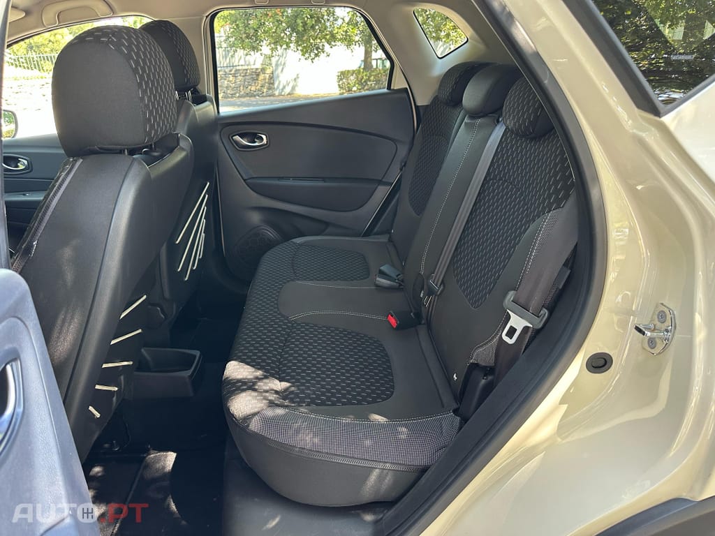 Renault Captur 1.5 dCi Initiale Paris