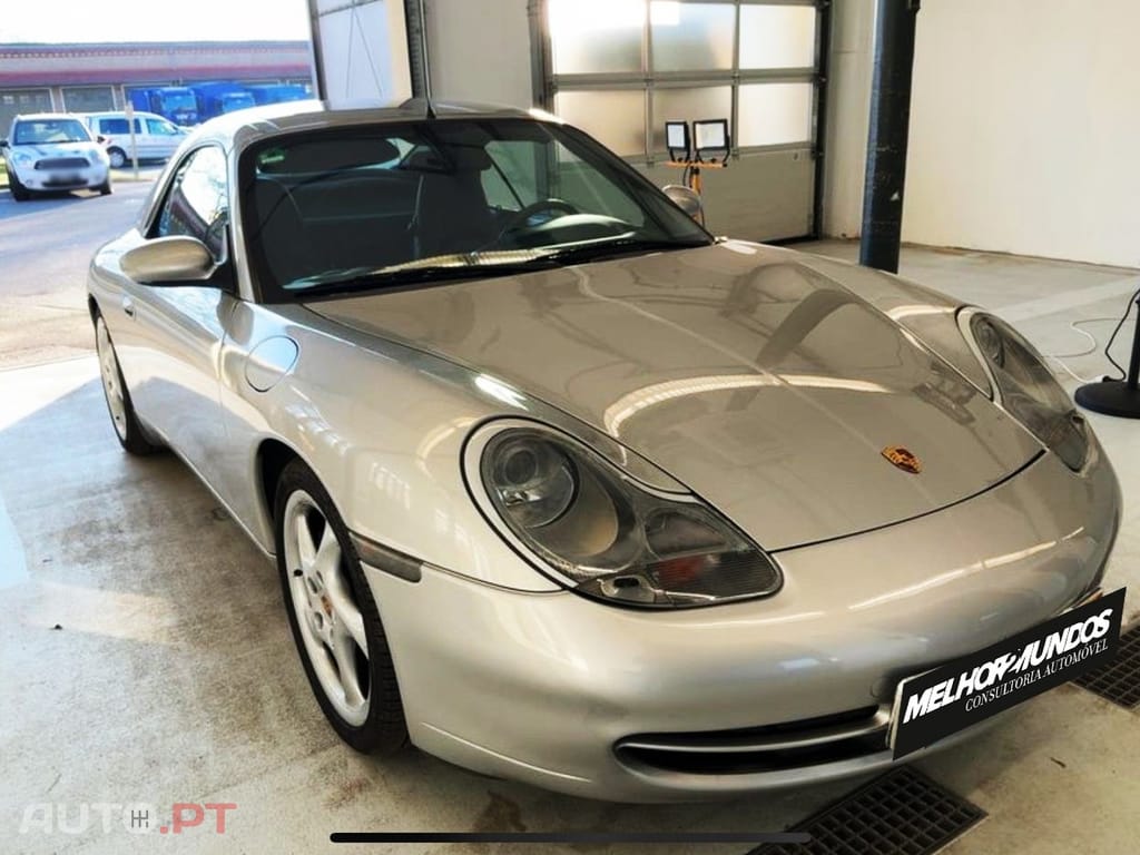 Porsche 911 Carrera 4 Cabrio