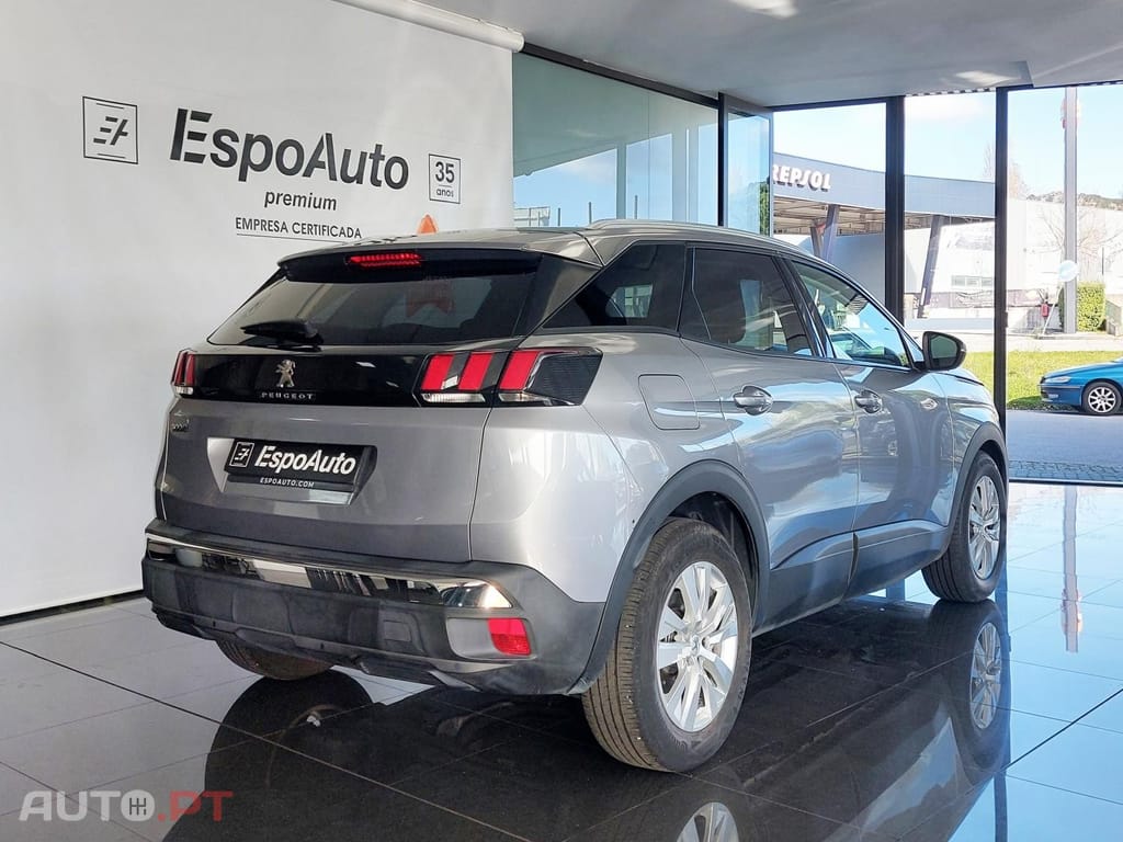 Peugeot 3008 1.5 BlueHDi Active