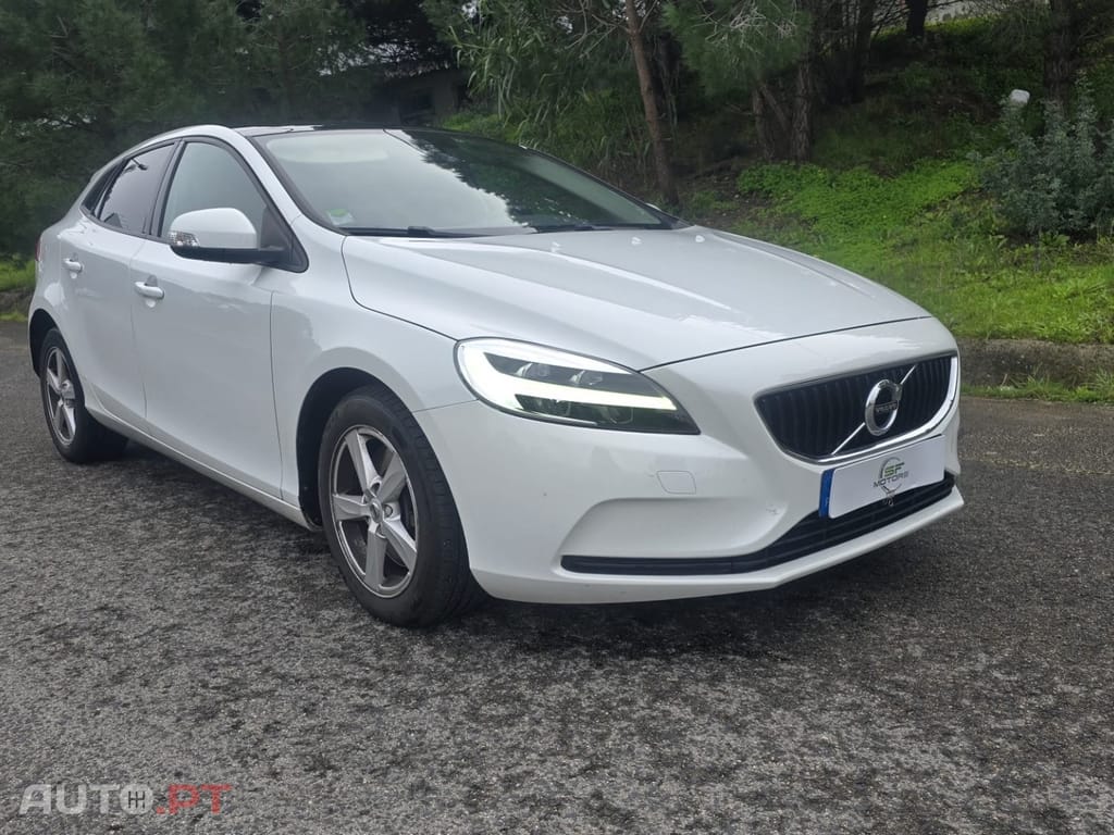 Volvo V40 2.0 D2 Kinetic Geartronic