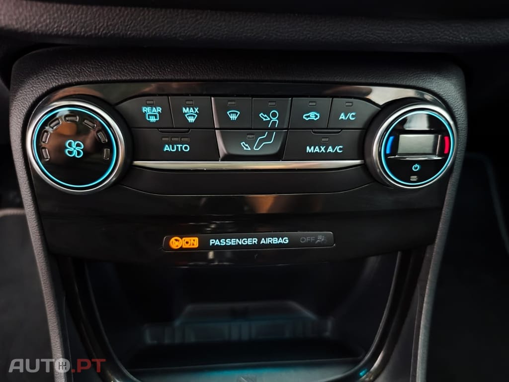 Ford Puma 1.0 EcoBoost MHEV Titanium