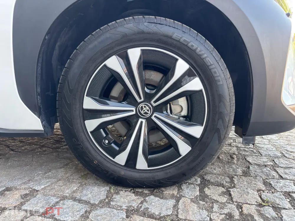Toyota bZ4X 71,4 kWh Lounge
