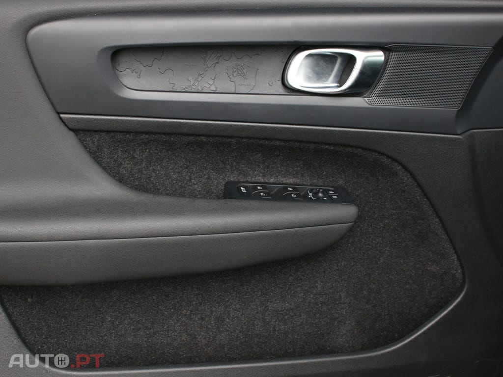 Volvo C40 Recharge Extended Range Core