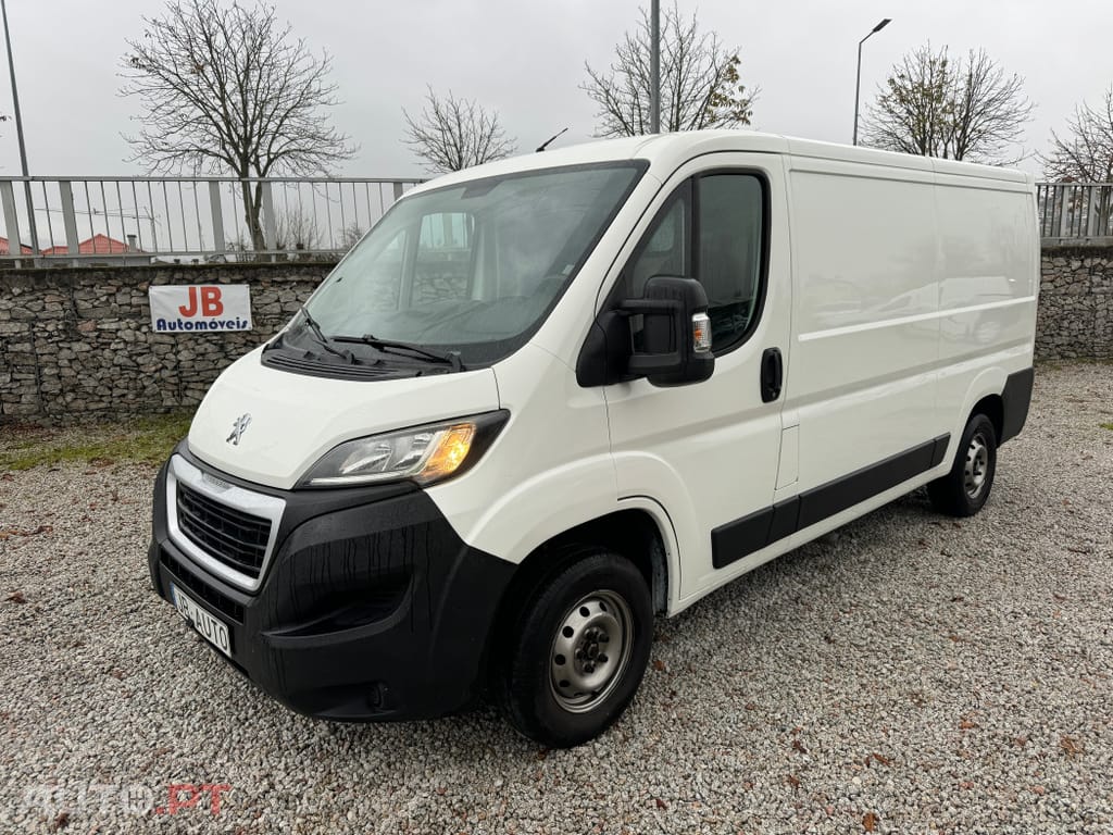 Peugeot Boxer Outro