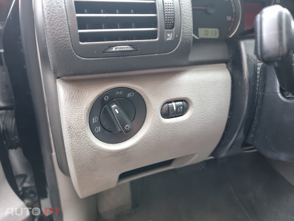 Volkswagen Passat Variant 1.9 TDi Highline Tip