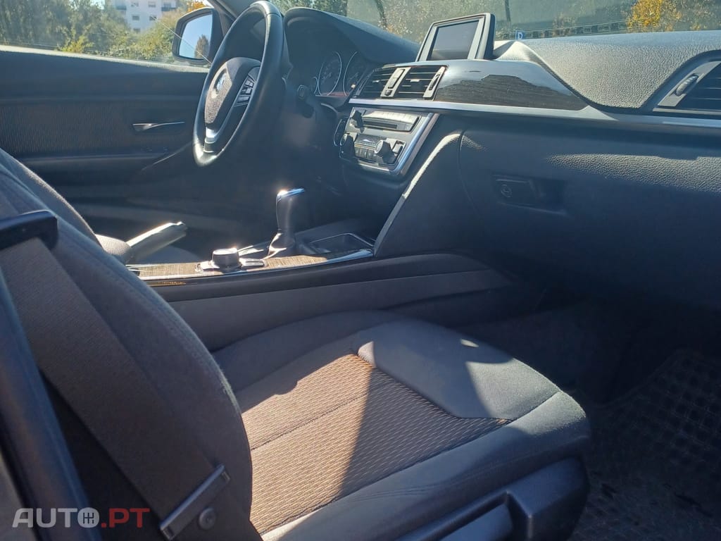 BMW 320 Touring d Luxury 184cv