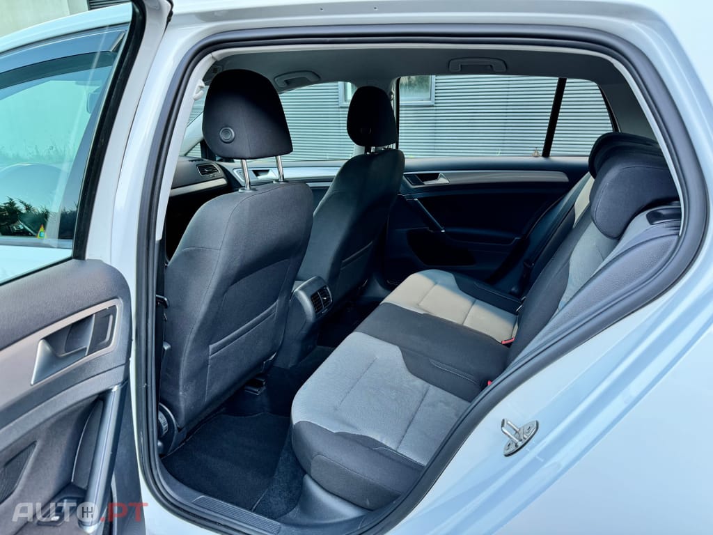 Volkswagen e-Golf AC/DC