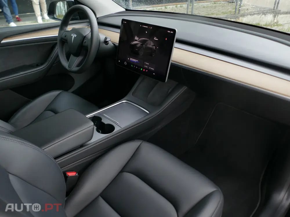 Tesla Model Y Long Range Tração Integral