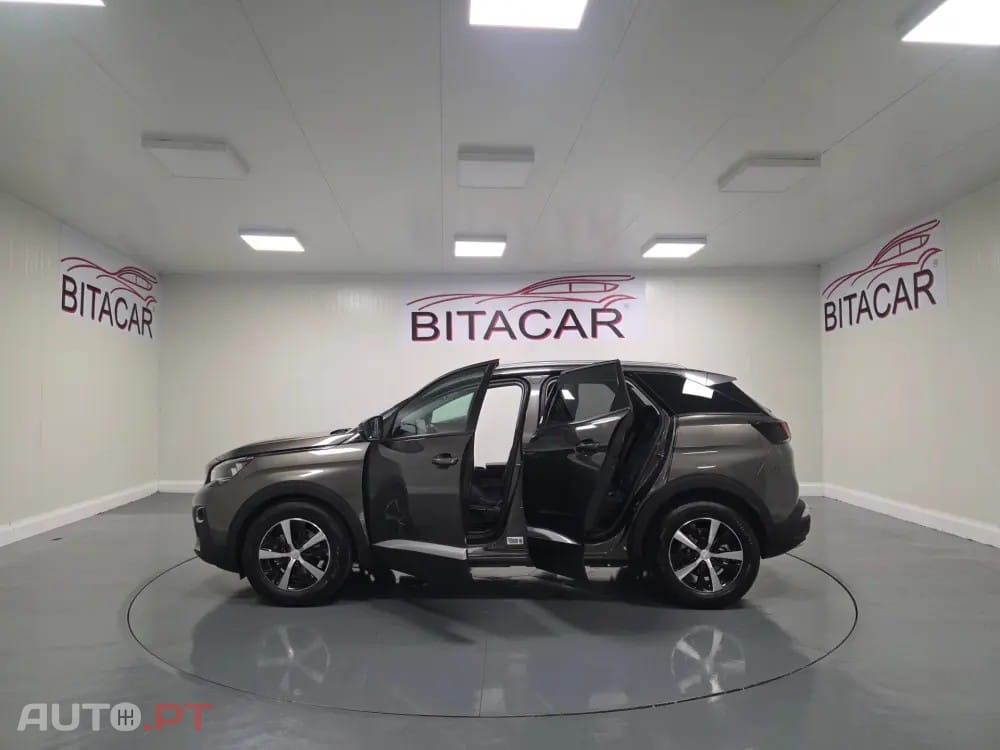 Peugeot 3008 1.5 BLUEHDI ACTIVE