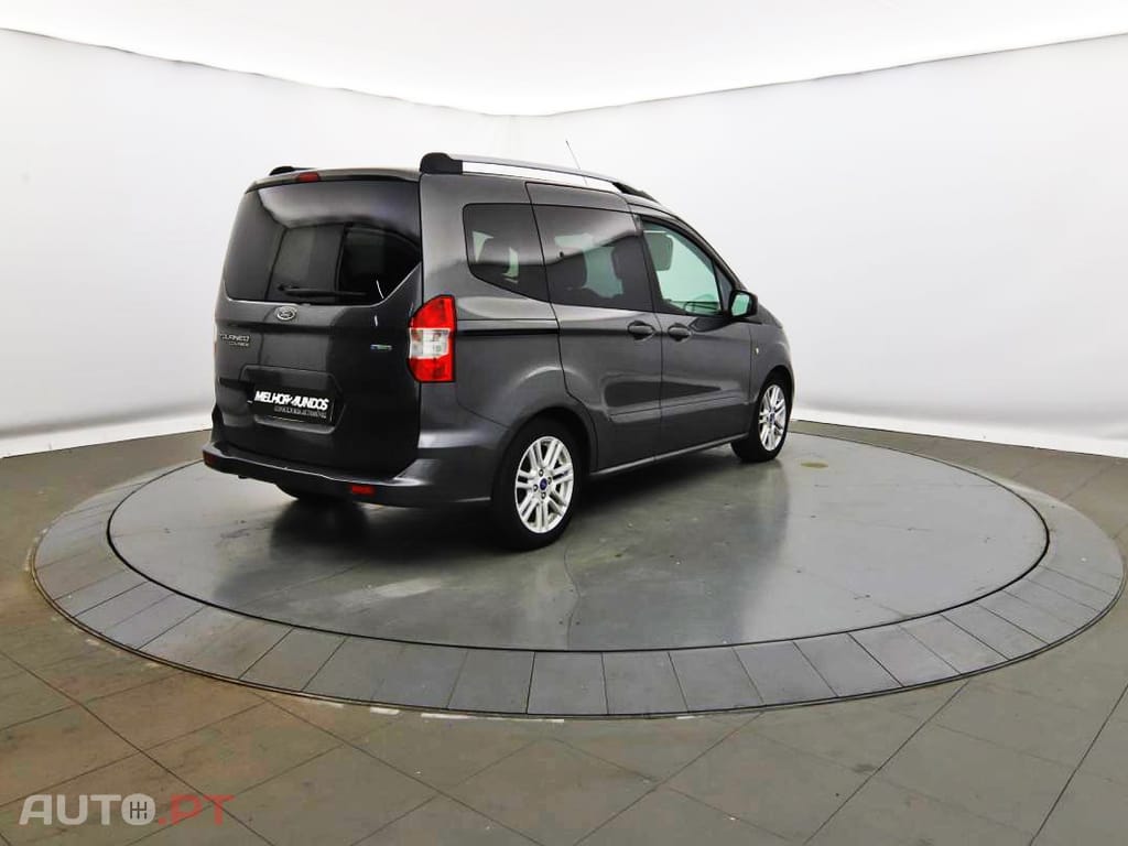 Ford Tourneo 1.0 EcoBoost Titanium