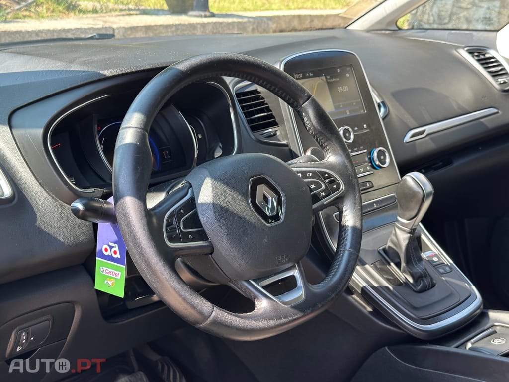 Renault Grand Scénic dCi 110 FAP EDC Dynamique