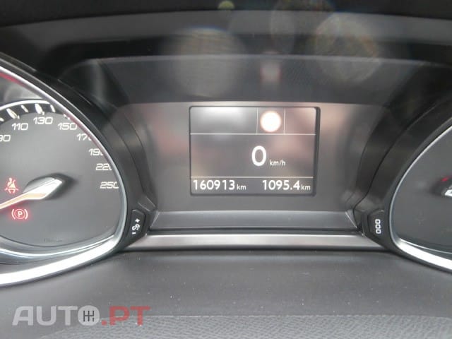 Peugeot 308 BlueHDi 130 Black Edition