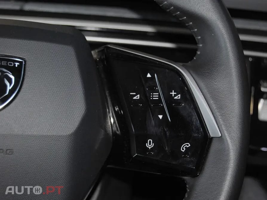 Peugeot 5008 1.2 Hybrid Allure e-DCS6
