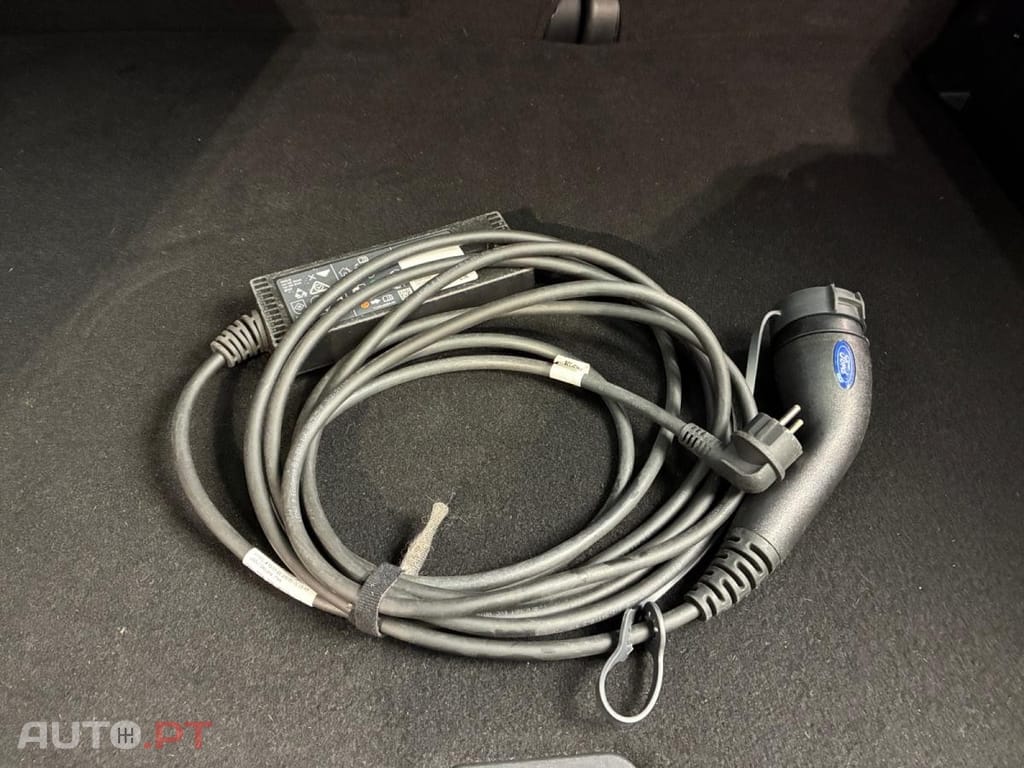 Ford Kuga 2.5 PHEV Powershift ST-Line