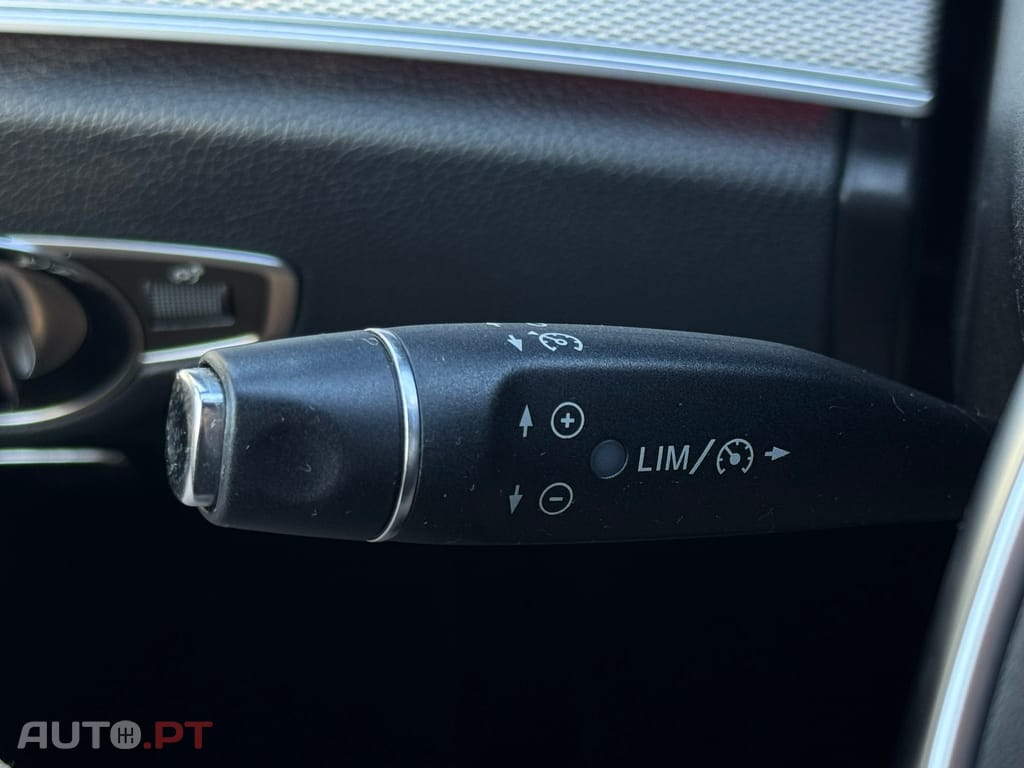 Mercedes-Benz E 220 d AMG Line
