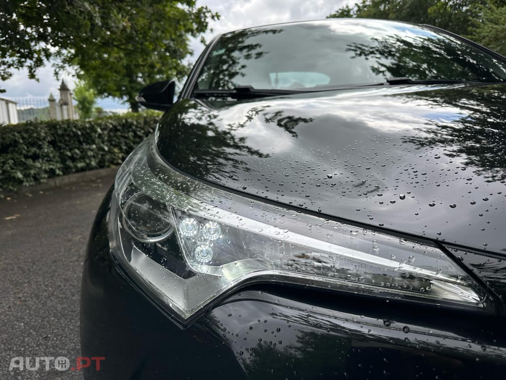 Toyota C-HR 1.2T Comfort
