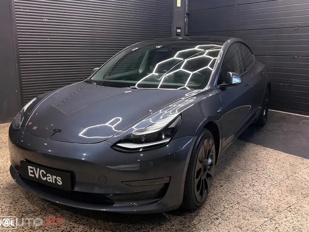 Tesla Model 3 Long Range Tração Integral