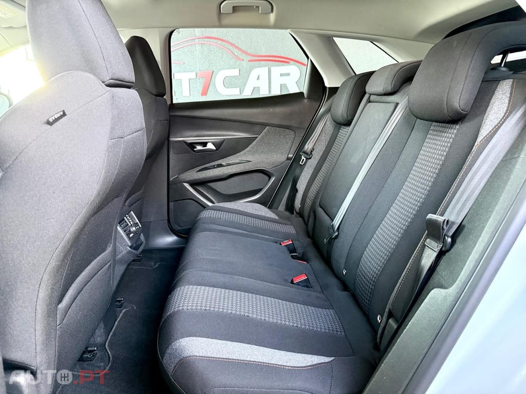 Peugeot 3008 1.6 BlueHDi Style EAT6