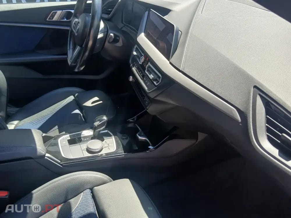 BMW 216 d Pack Desportivo M